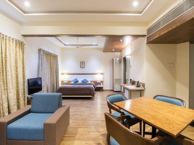 Hotel The Westend Ahmedabad Eksteriør billede
